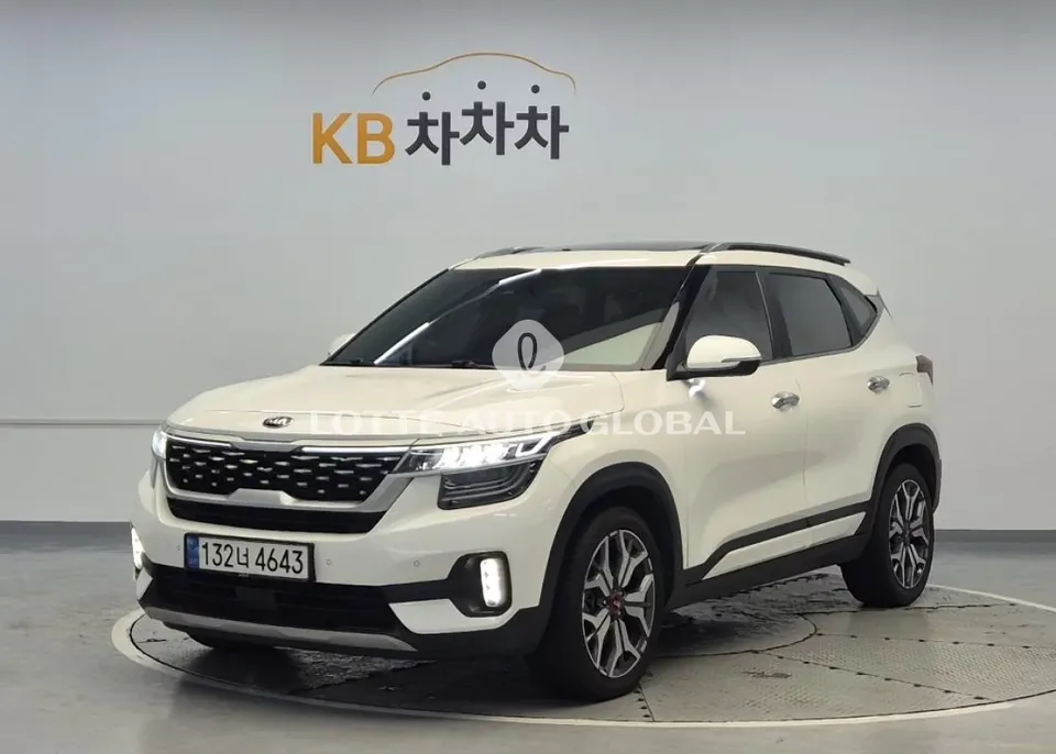 2022 Kia Seltos, VIN KNAEV812HNK218063