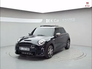 2022 Mini Cooper, VIN WMW61DK02N2P87487
