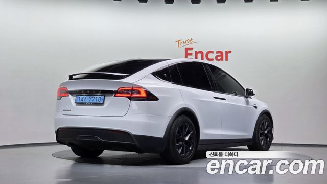 2023 Tesla Model X, VIN 7SAXCAE50PF407752