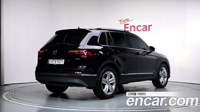 2020 Volkswagen Tiguan, VIN WVGZZZ5NZLW878910