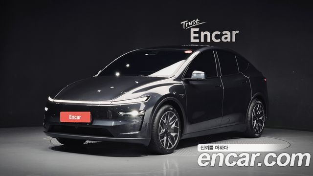 2026 Tesla Model Y, VIN LRWYGCEK3TC892108