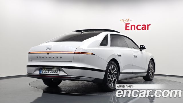 2023 Hyundai Grandeur, VIN KMHN141DBPA039960