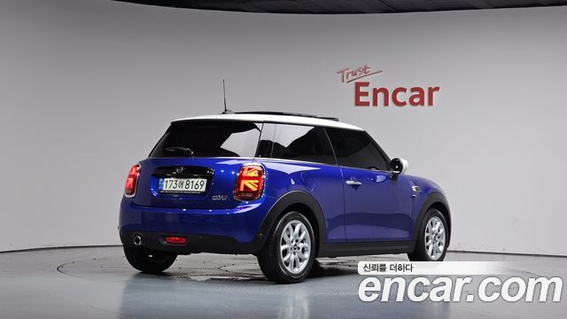 2021 Mini Cooper, VIN WMWXR7107M2N51738