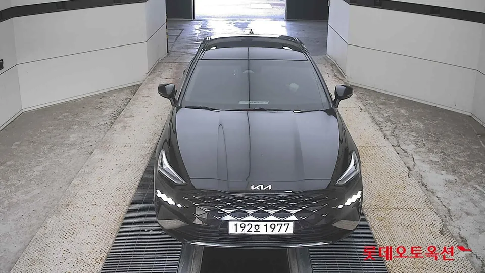 2023 Kia K8, VIN KNAM6411BPA026038