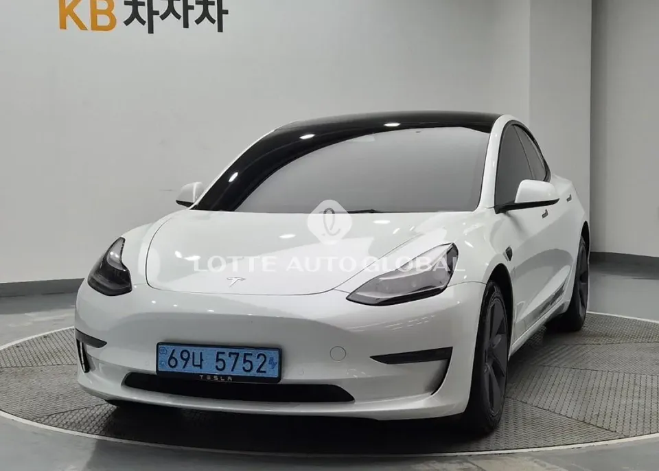 2022 Tesla Model 3, VIN 5YJ3E1EB9NF311255