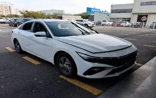 2024 Hyundai Avante, VIN KMHLM41EERU568465