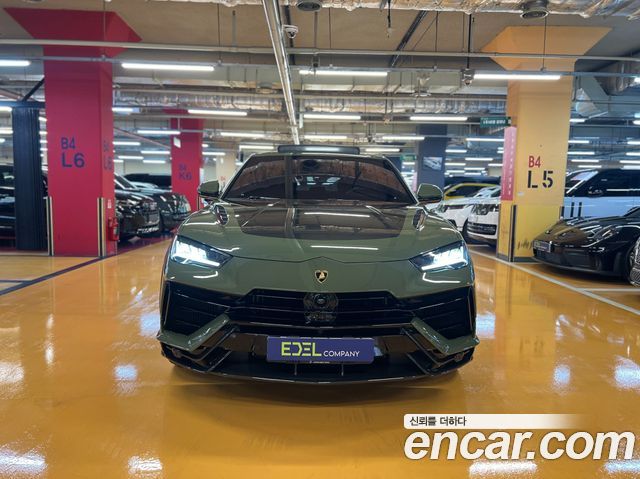 2023 Lamborghini Urus, VIN ZPBEC3ZL6PLA27023