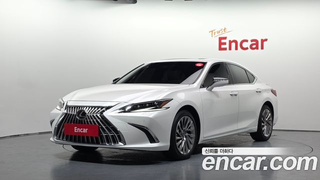 2026 Lexus ES, VIN JTHBA1C12T2030480