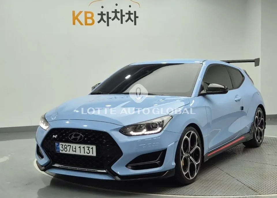 2021 Hyundai Veloster, VIN KMHT361HGMU008335