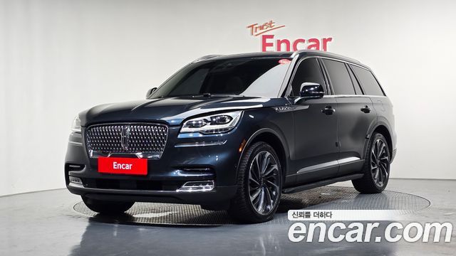 2023 Lincoln Aviator, VIN 5LM5J7XC7PGL18199