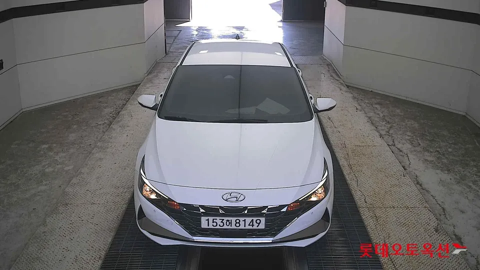 2021 Hyundai Avante, VIN KMHLM41EEMU122143