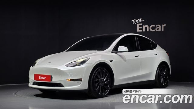 2022 Tesla Model Y, VIN 7SAYGDEF9NF502598