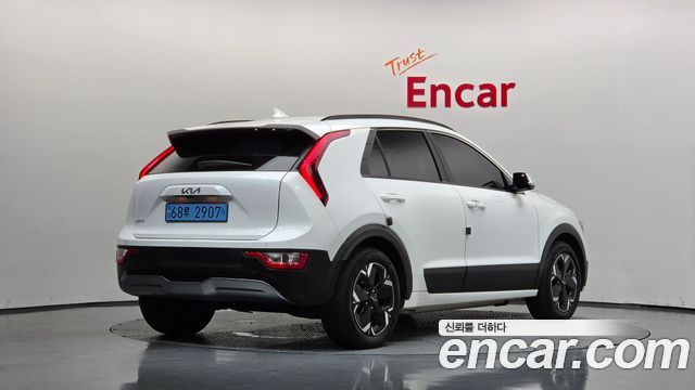 2024 Kia Niro, VIN KNACP811FRA048955