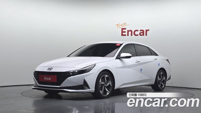 2022 Hyundai Avante, VIN KMHLR41EENU297211