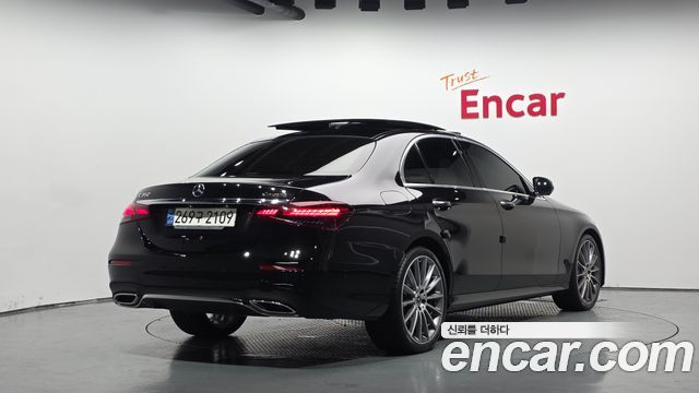 2022 Mercedes-Benz E-Class, VIN W1KZF8GB8NB066535