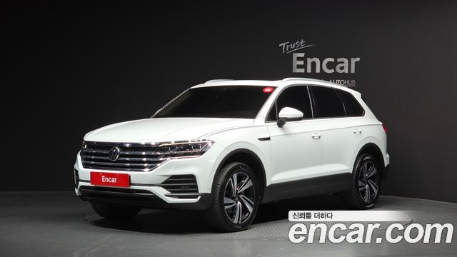 2022 Volkswagen Touareg, VIN WVGZZZCRZND005878