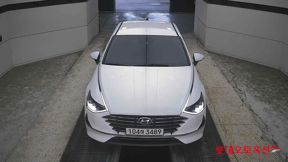2021 Hyundai Sonata, VIN KMHL141EBMA114406