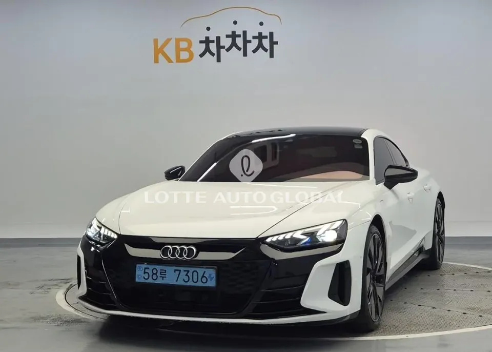 2022 Audi e-tron GT, VIN WAUZZZFW7N7007942