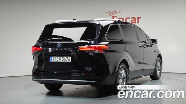 2024 Toyota Sienna, VIN 5TDGSKFC1RS148366