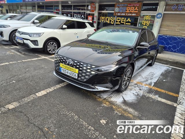 2021 Hyundai Grandeur, VIN KMHF241NBM4416037