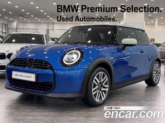 2025 Mini Cooper, VIN WMW81GD07S2W41945