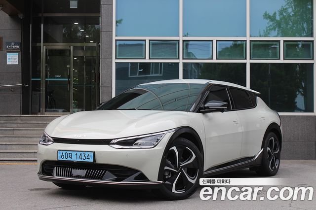 2022 Kia EV6, VIN KNAC381AFNA081935