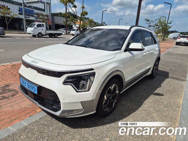 2023 Kia Niro, VIN KNACR811FPA008287