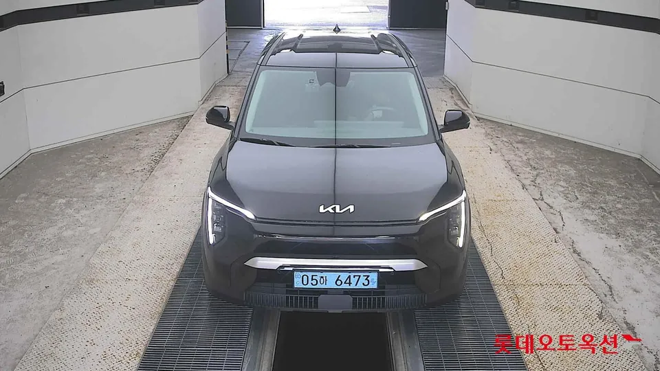 2025 Kia EV3, VIN KNAFB81AFSS017052