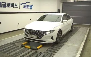 2023 Hyundai Grandeur, VIN KMHF141DBPA515884