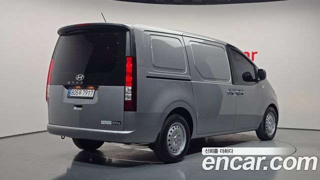 2025 Hyundai Staria, VIN KMFYFX71BSU241477