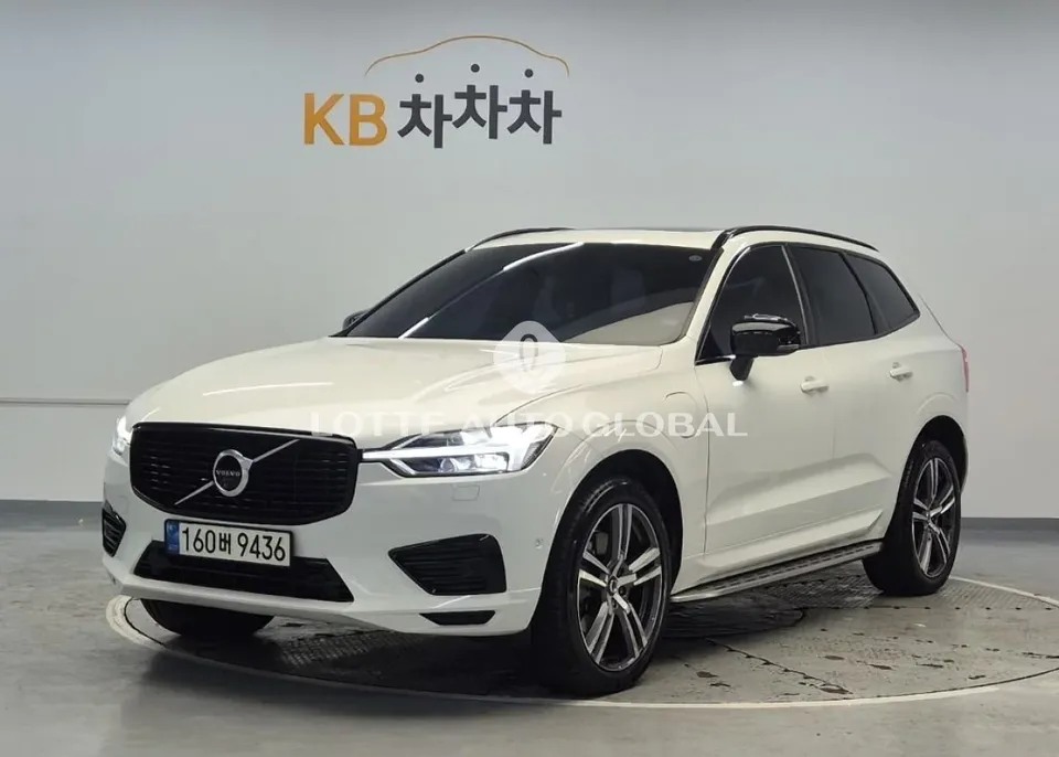 2021 Volvo XC60, VIN YV1UZBR0DM1727586