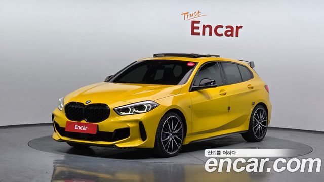 2022 BMW 1-Series, VIN WBA7L1103N7K77635