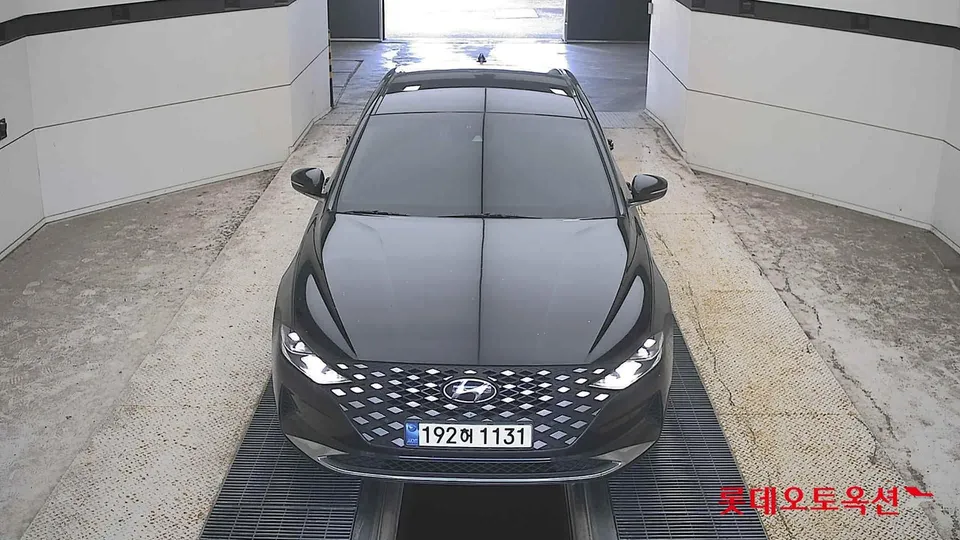 2023 Hyundai Grandeur, VIN KMHF141DBPA515902