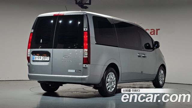 2025 Hyundai Staria, VIN KMFYDX71BSU220418