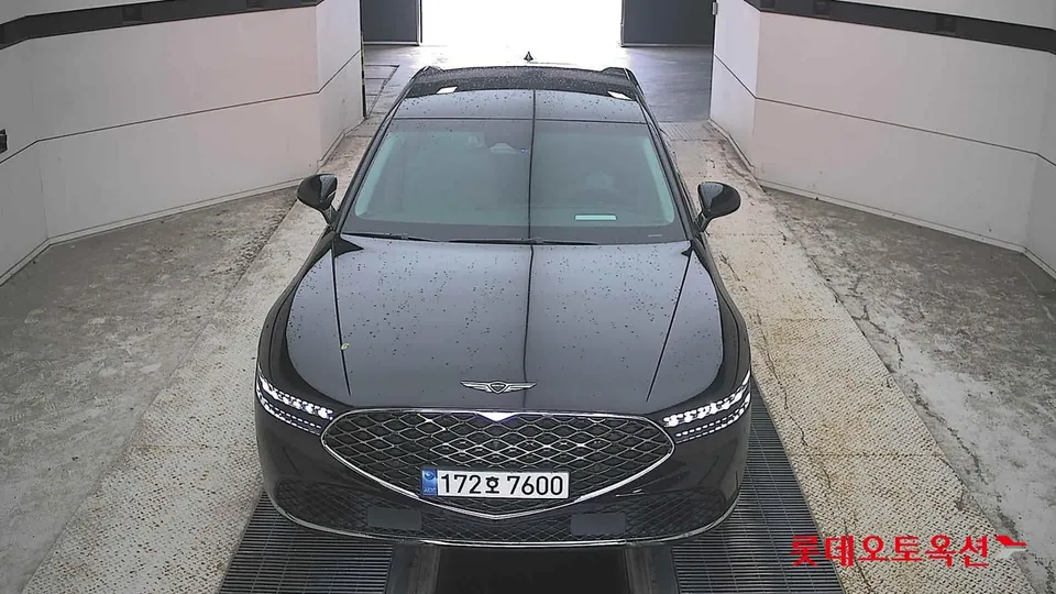 2023 Genesis G90, VIN KMTFB41DDPU032174