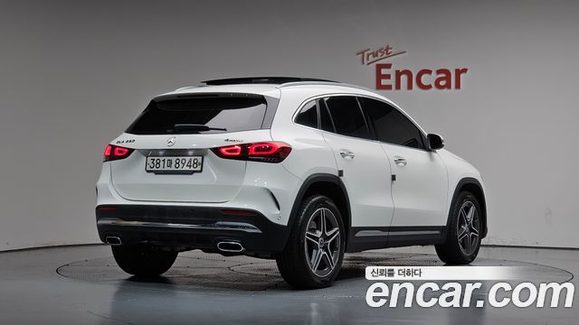 2020 Mercedes-Benz GLA-Class, VIN W1N4N4HB1LJ147564