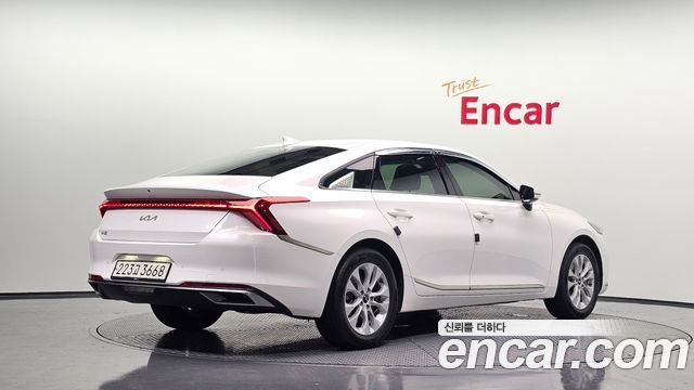 2023 Kia K8, VIN KNAM741FBPA037174