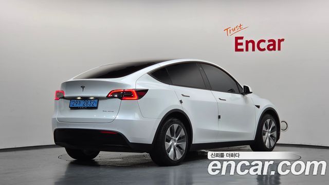 2022 Tesla Model Y, VIN 7SAYGDEE0NF415146