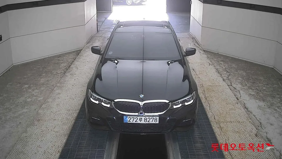2022 BMW 3-Series, VIN WBA5X5105NFM37894