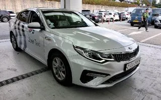 2022 Kia K5, VIN KNAGU416BNA406804