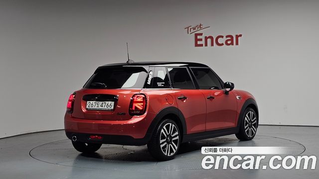 2020 Mini Cooper, VIN WMWXV7101L2M74665