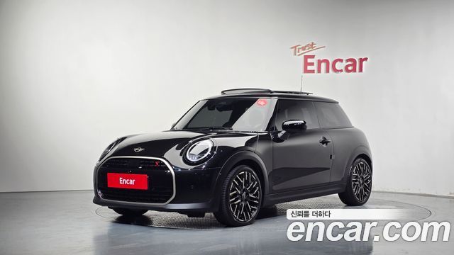 2025 Mini Cooper, VIN WMW21GD04S2X24481