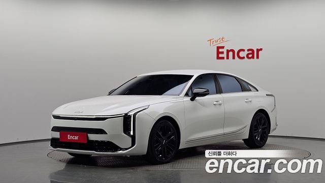 2025 Kia K8, VIN KNAM641BBSA074844