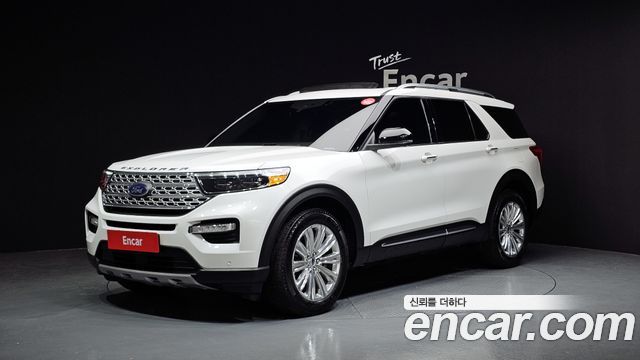 2022 Ford Explorer, VIN 1FMSK8FH0NGB79052