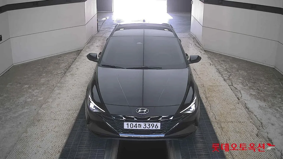 2021 Hyundai Avante, VIN KMHLR41EEMU036841