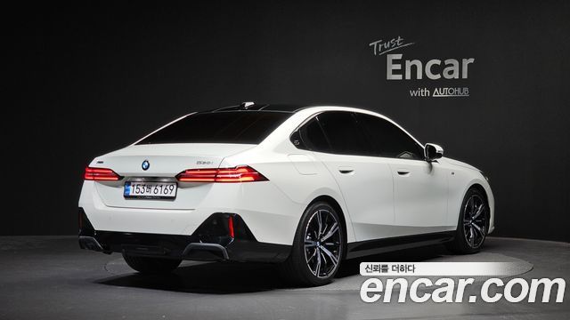 2024 BMW 5-Series, VIN WBA51FJ09RCS33257