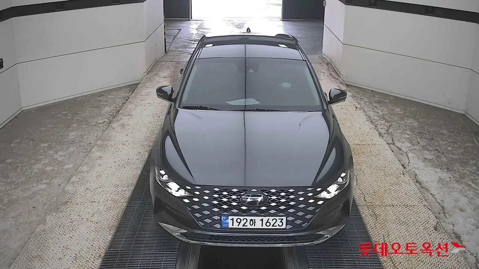 2023 Hyundai Grandeur, VIN KMHF141DBPA516906