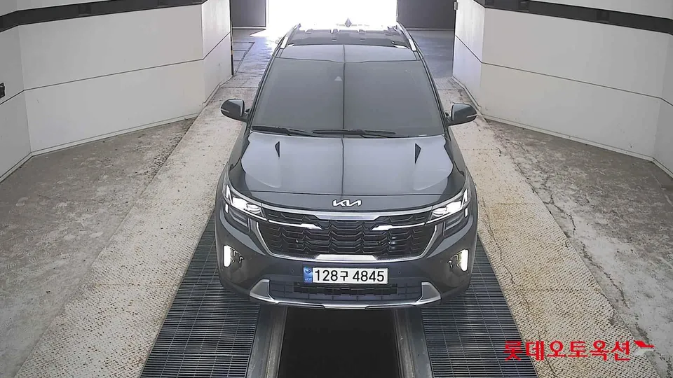 2024 Kia Seltos, VIN KNAET817DRK584321