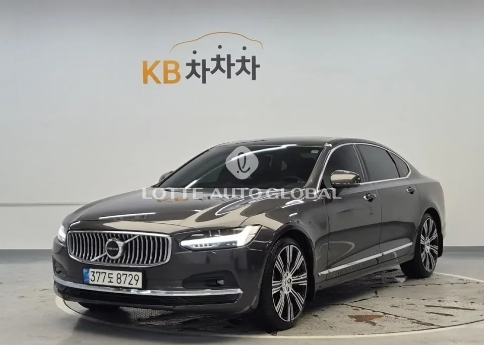 2022 Volvo S90, VIN LVYPT062CNP256985