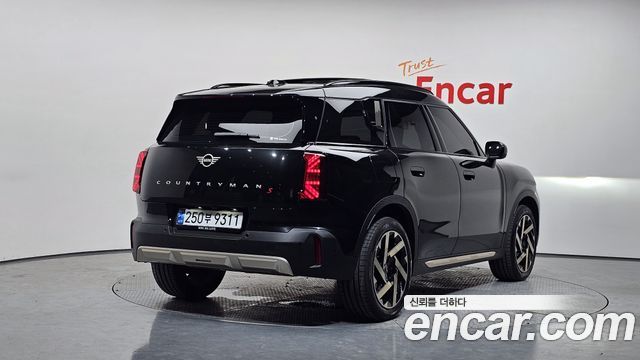 2024 Mini Countryman, VIN WMW21GA03R7P84530